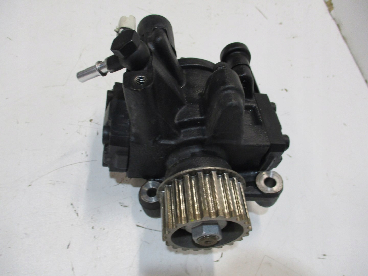 injection pump DACIA DUSTER 1,5DCI A2C5335198