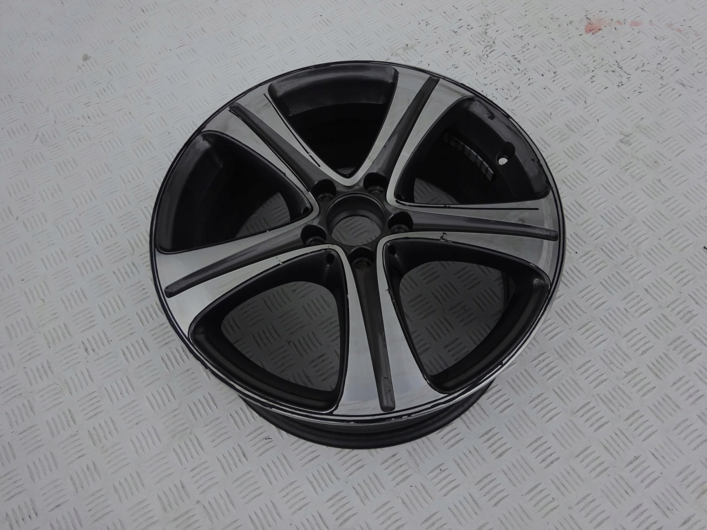MERCEDES E 213 A2134011400 8JX18 ET43 5x112