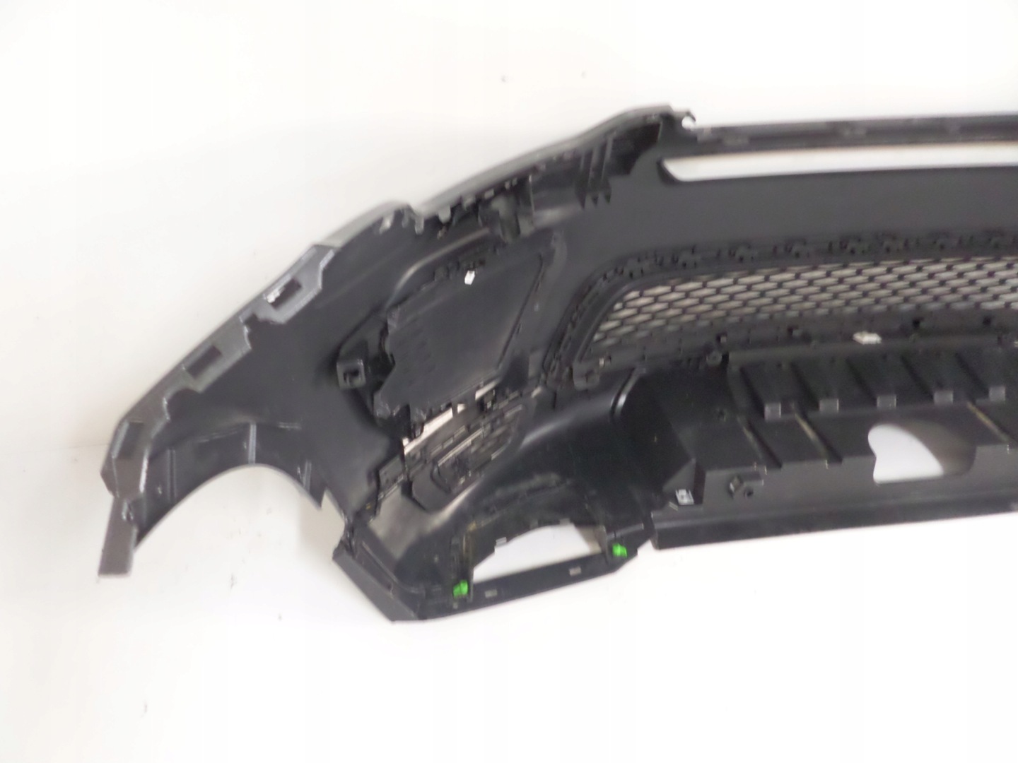 front bumper LAND ROVER DISCOVERY SPORT 17