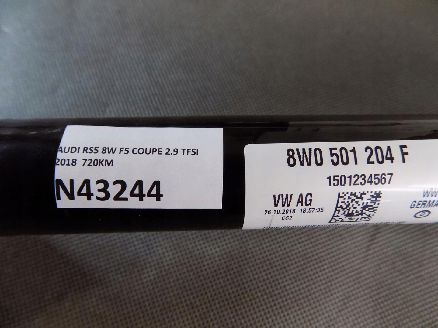 AUDI RS5 8W 2.9 TFSI semi-axis right rear part 8W0501204F