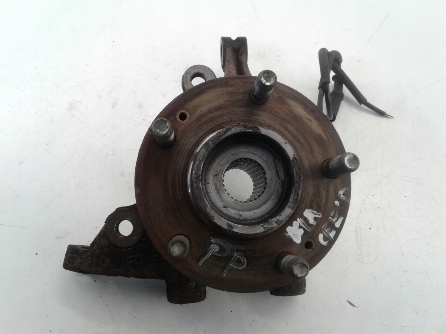 swing right front front Kia Ceed 1,4 petrol