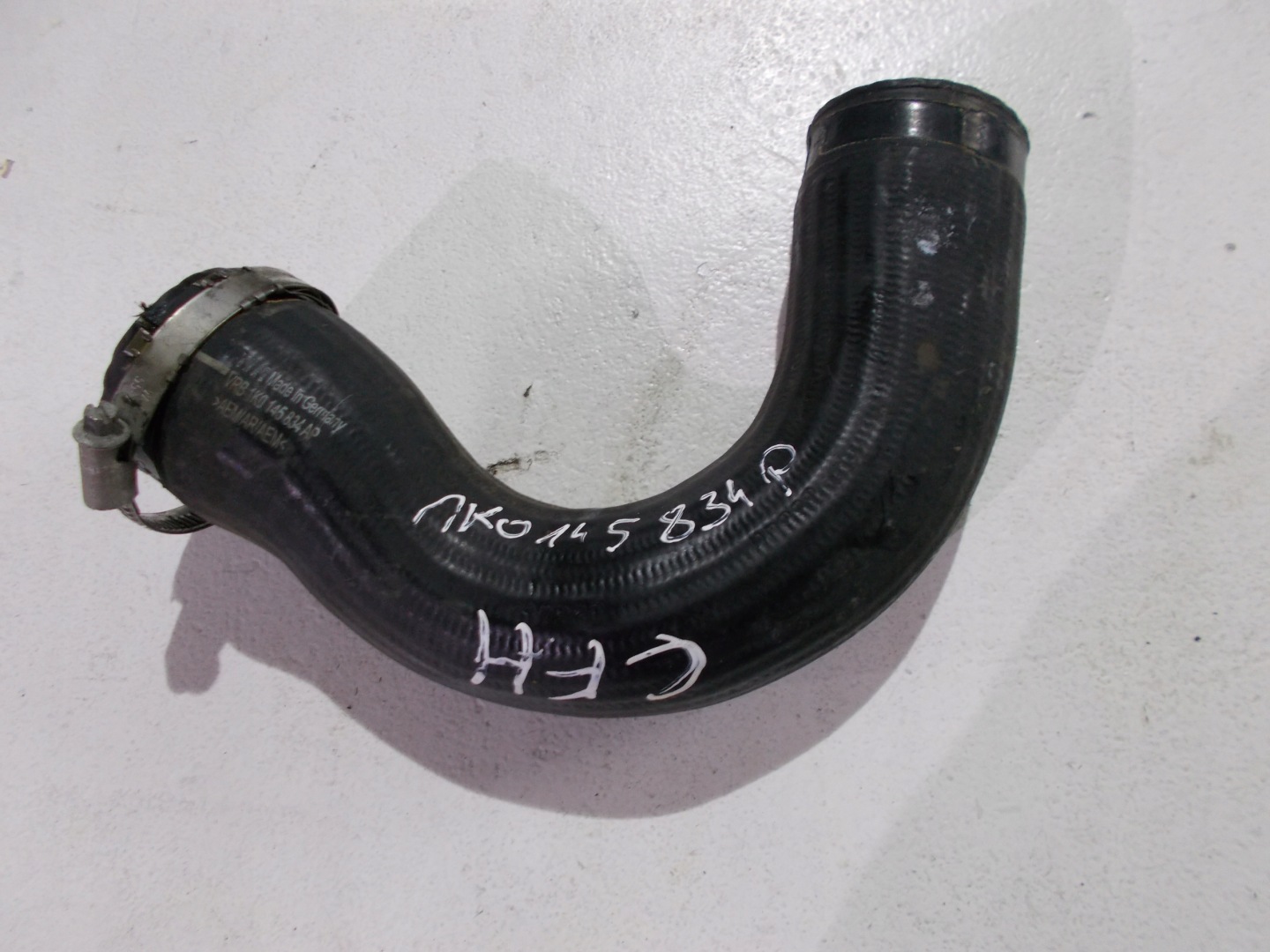 SKODA OCTAVIA II 2,0 TDI CFH Schlauch intercooler