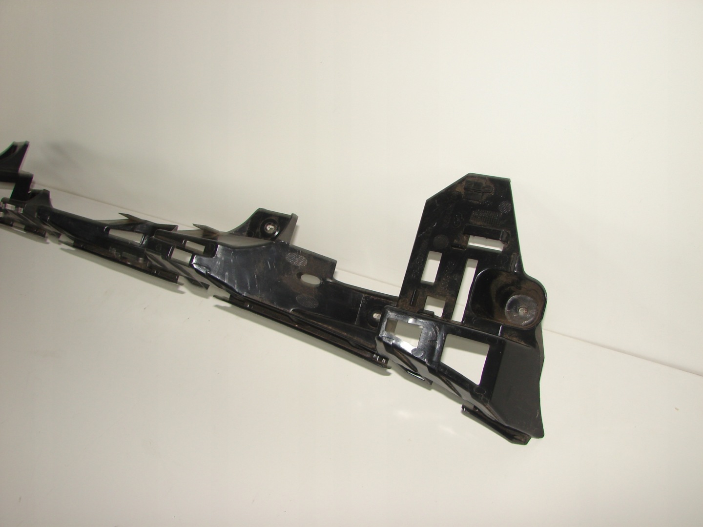 Support Support plaque Pare choc Arrière Gauche OPEL CASCADA 13