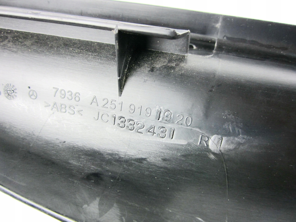 cover seat left front Mercedes R-klasa W251