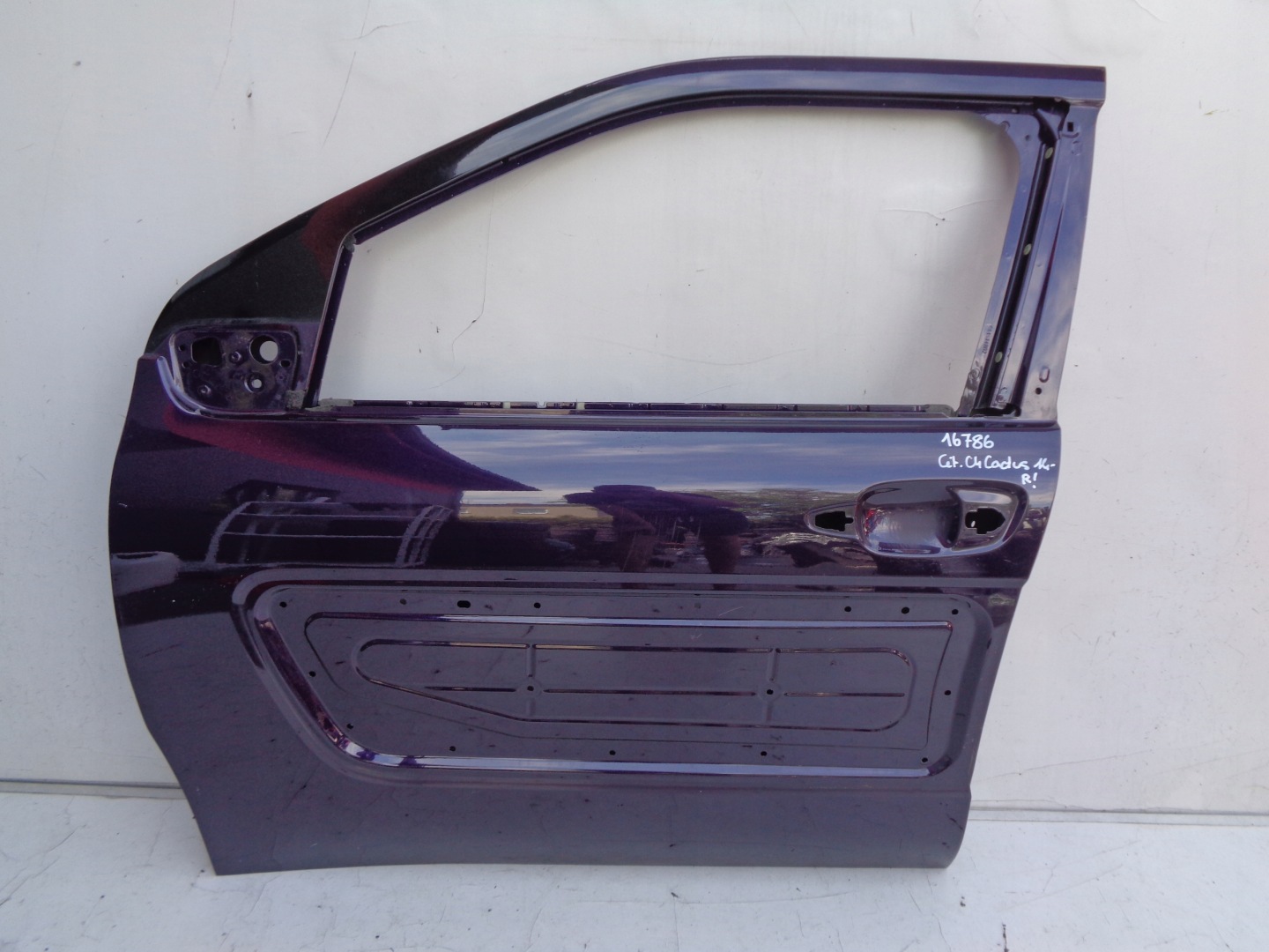 door left front CITROEN C4 CACTUS 14- NR 16786
