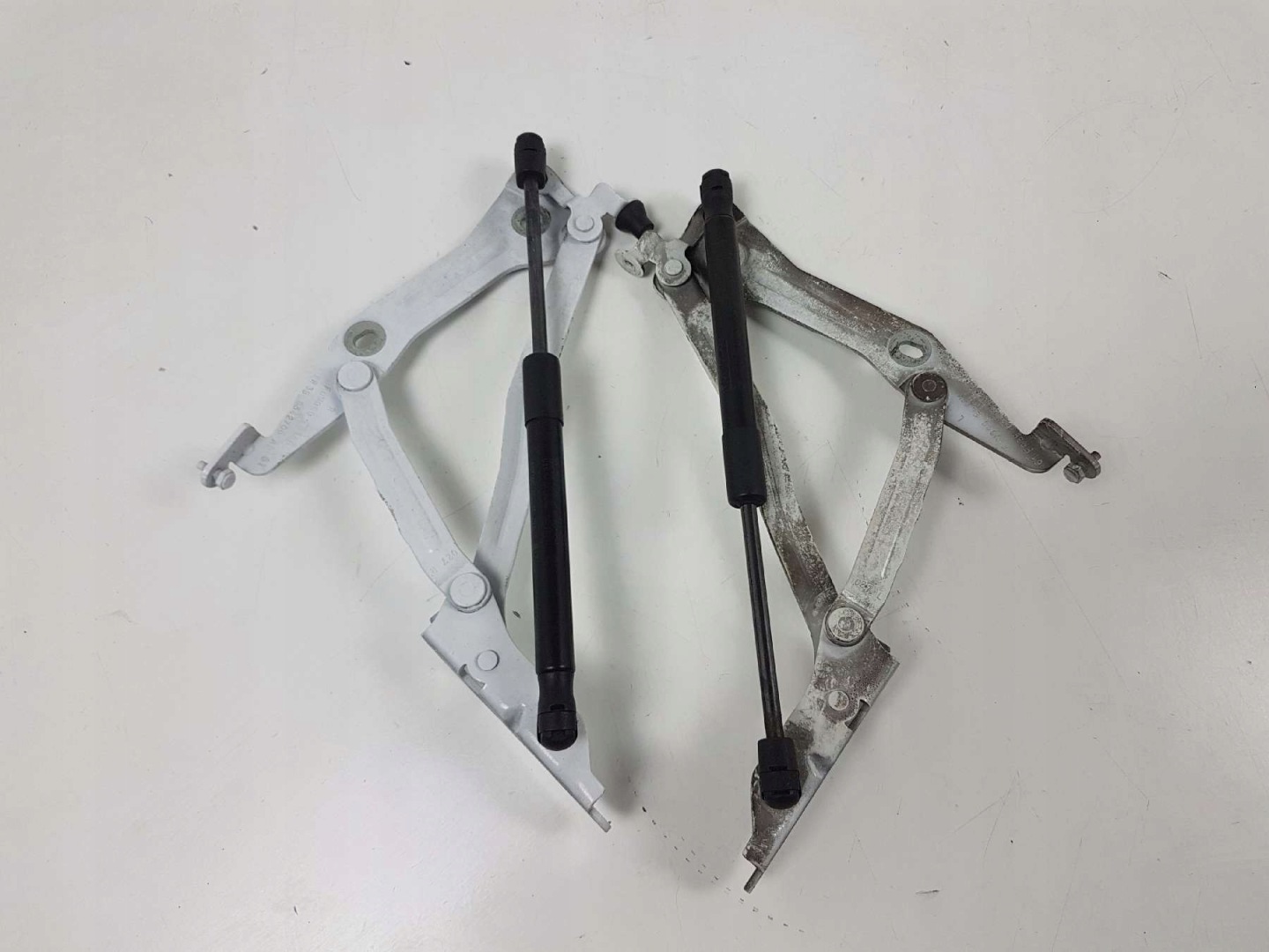 FORD MUSTANG VI 15- CABRIO hinges bonnet boot