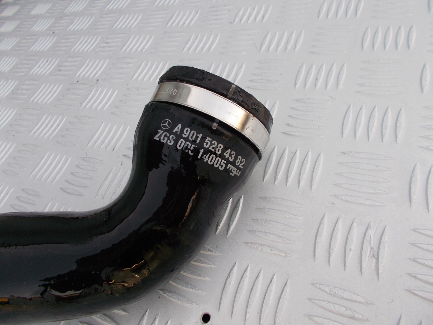 MERCEDES SPRINTER 2.2 2.7 CDI hose pipe air original A9015284382