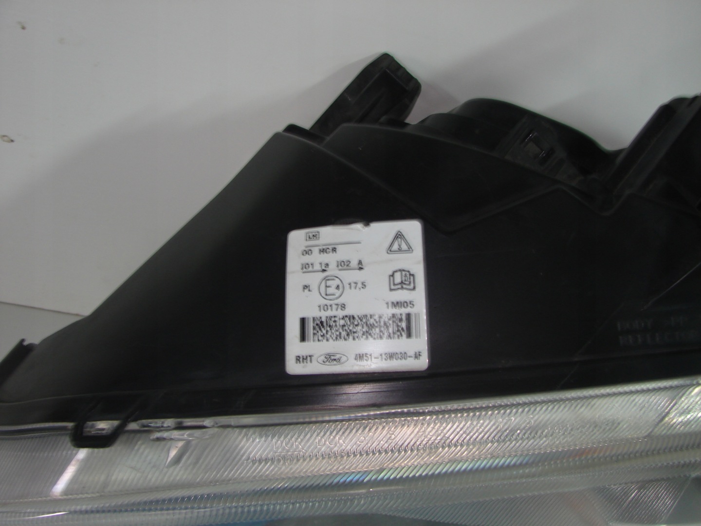 Reflektor light front left FORD FOCUS II 04-08