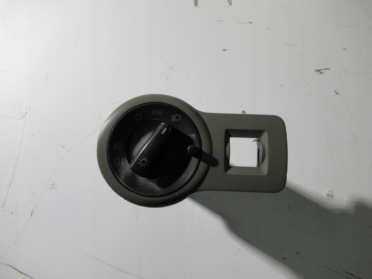 interruttore luci SKODA OCTAVIA e 3B0941531A