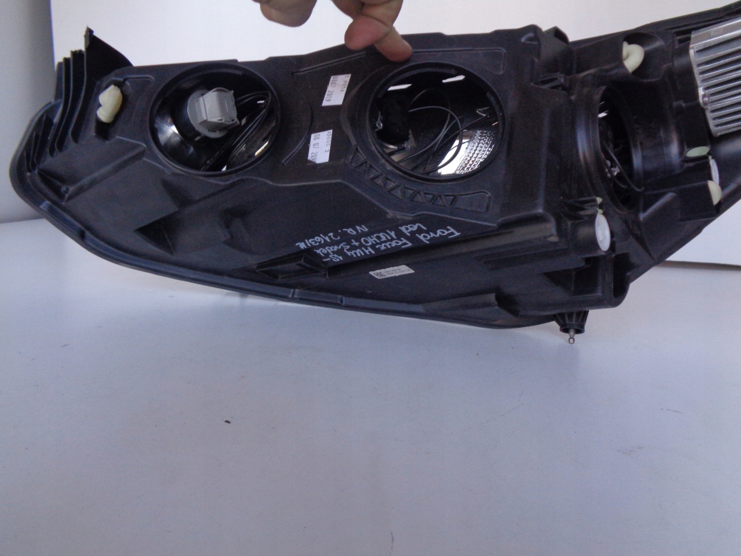 light right REFLEKTOR FORD FOCUS MK4 18- LED