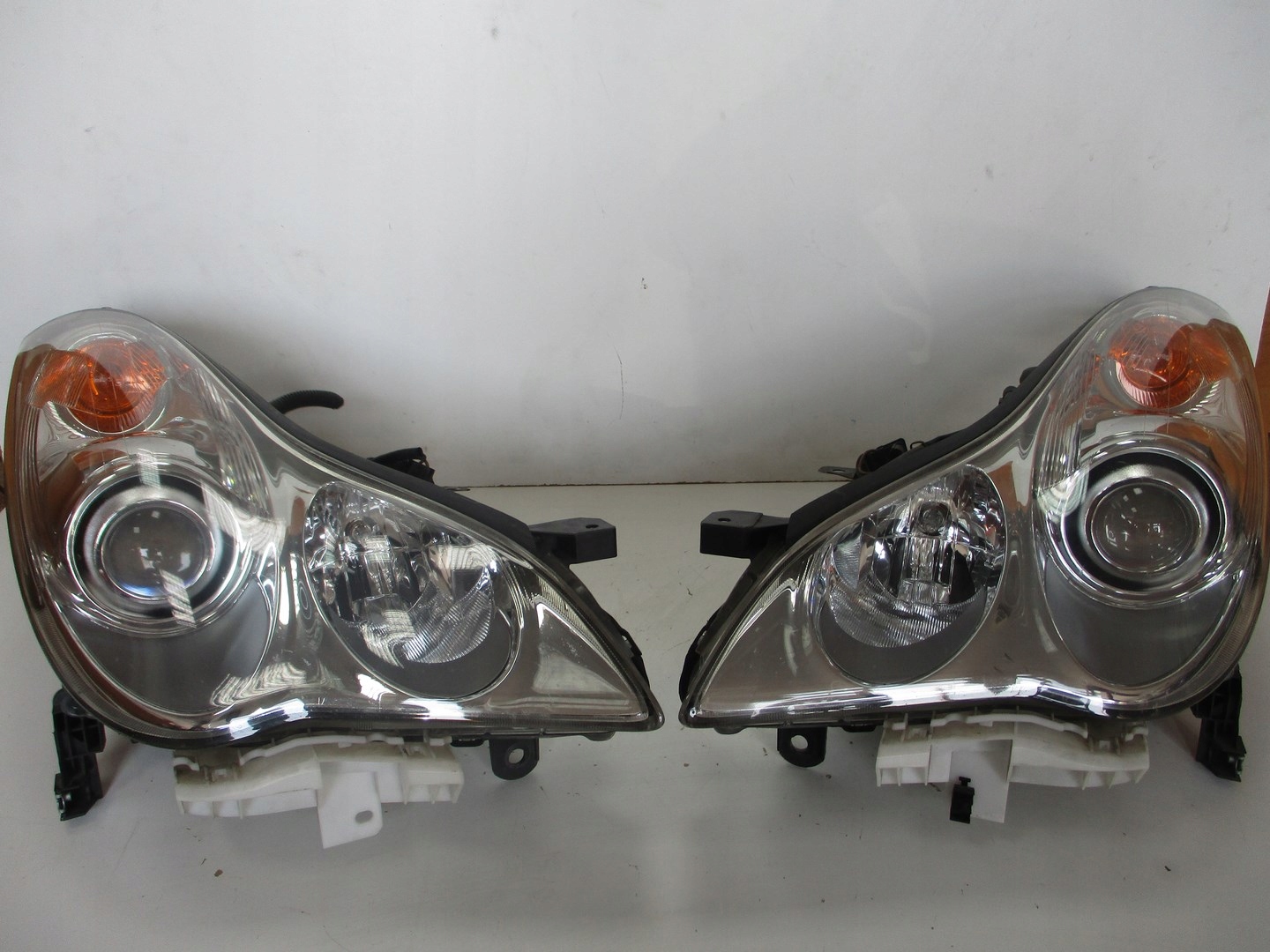 light left BIXENON INFINITI QX50 EX30