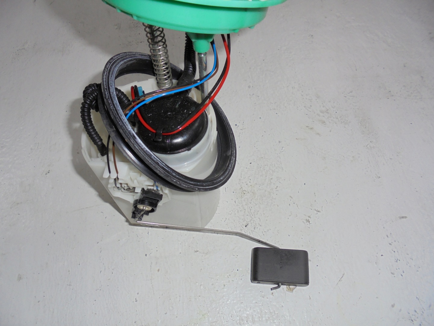 VW GOLF VII 1,4 TSI feed pump