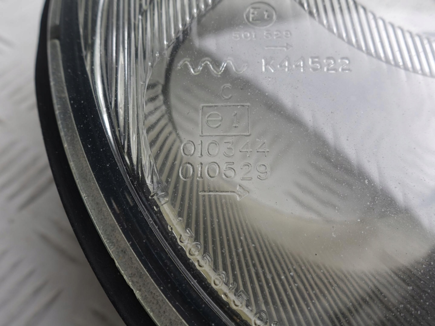 PORSCHE 911 993 SZKLO REFLEKTOR light right front