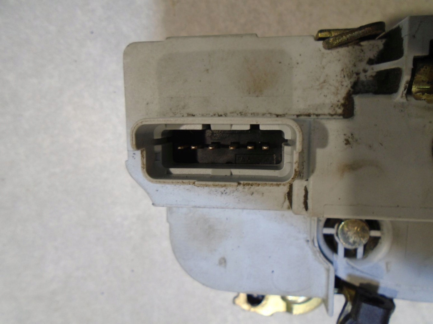 lock door right front PEUGEOT 406 6 PIN sedan