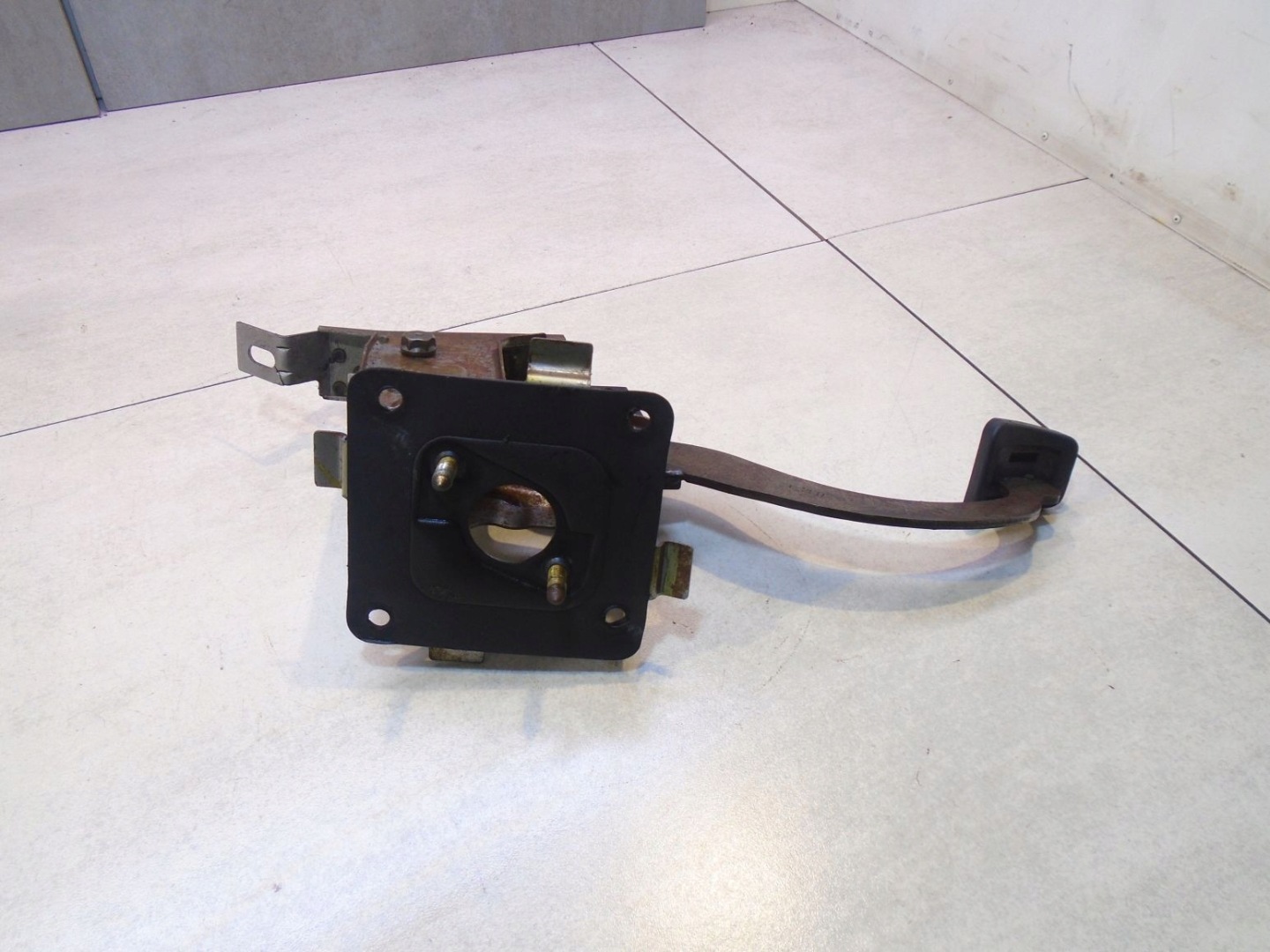 Kupplungspedal CHEVROLET KALOS 1.4