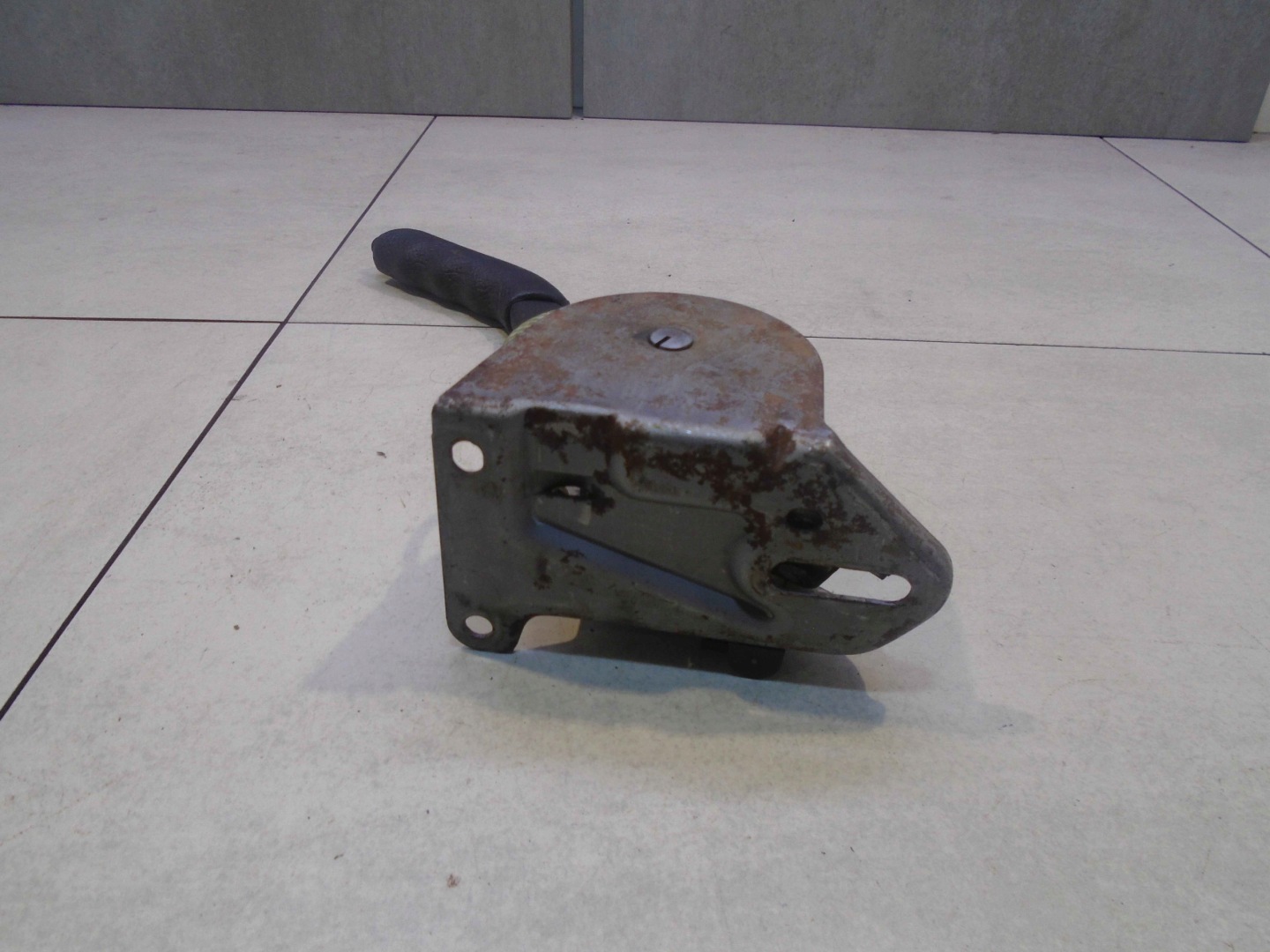lever electric brake LE BARON III 3.0 V6