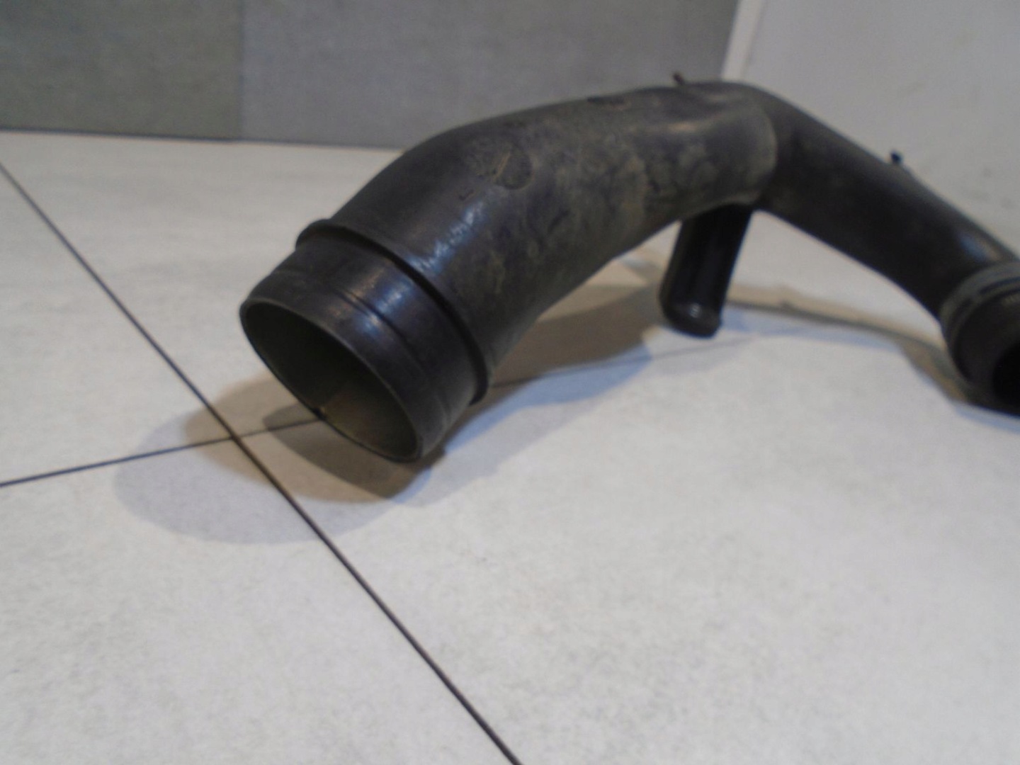 rohr intercooler VW POLO 1.4 TDI 6Q0129654BD