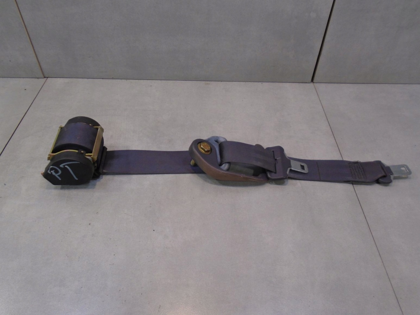 Gurten rechts heck RENAULT ESPACE III 6025307600J