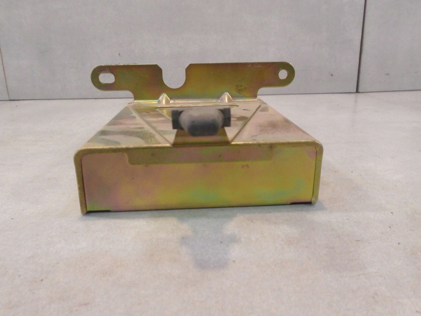 control unit of the engine MAZDA 626 2.0D RFG518701A