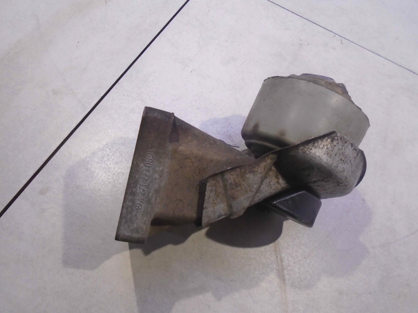 engine mount right MERCEDES W 203 1.8 A2712230804