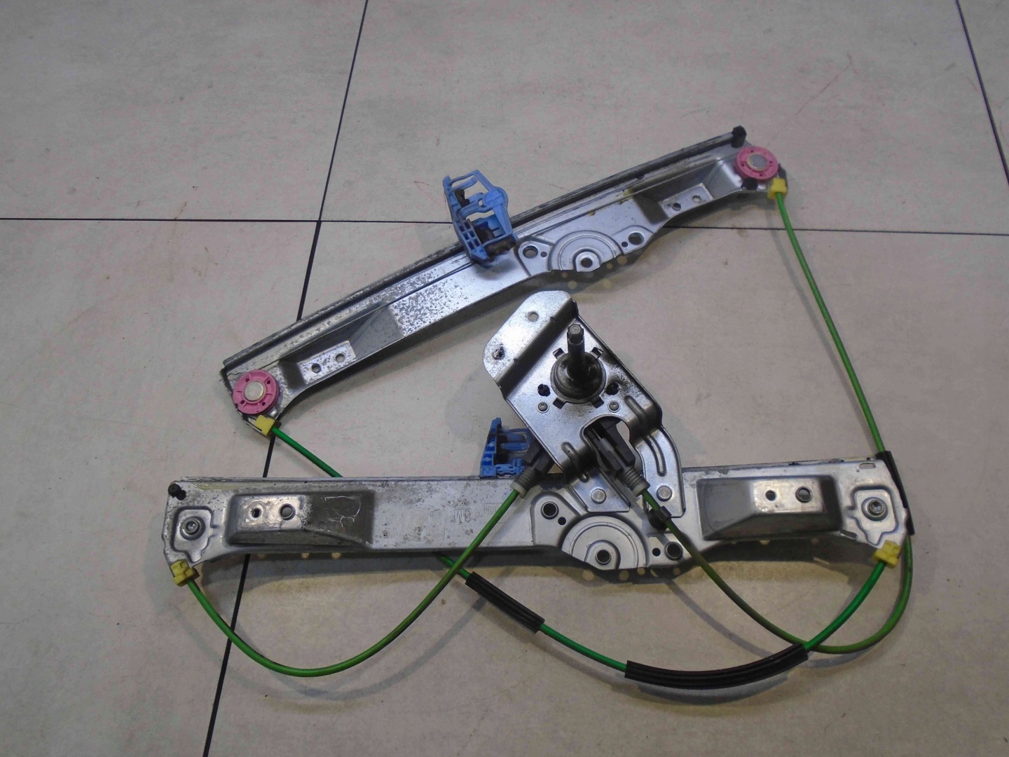 window regulator right front OPEL CORSA D 3 door