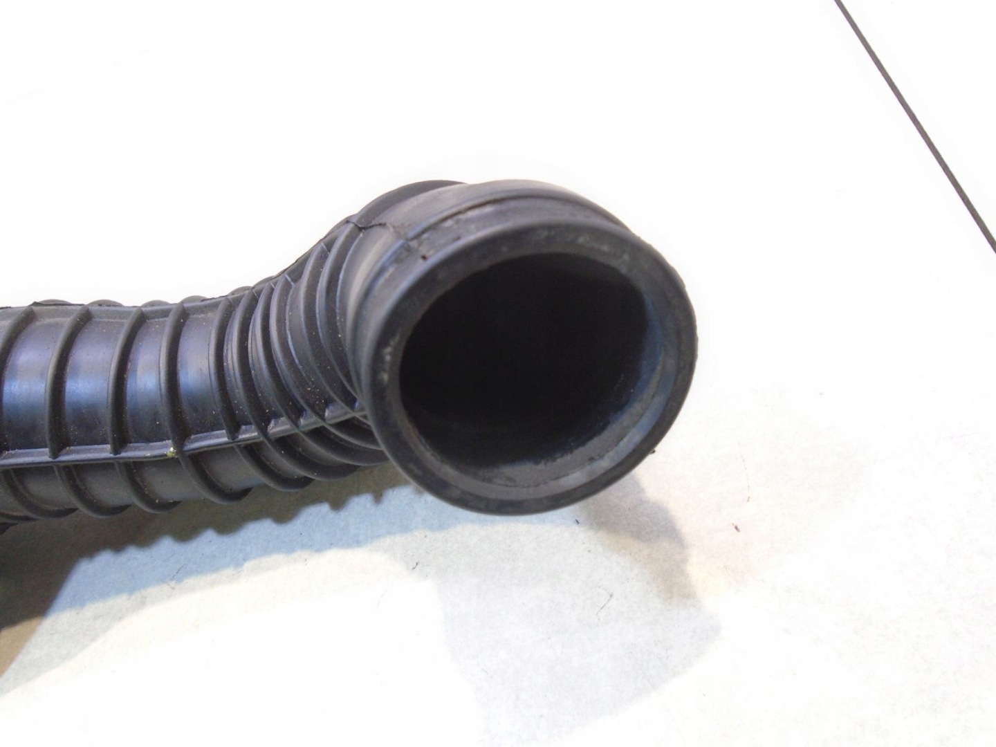 pipe air MERCEDES W638 2.2 CDI A6380941382