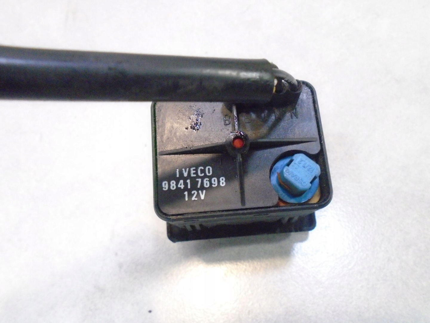 REGULACJA luci IVECO DAILY II 98417698