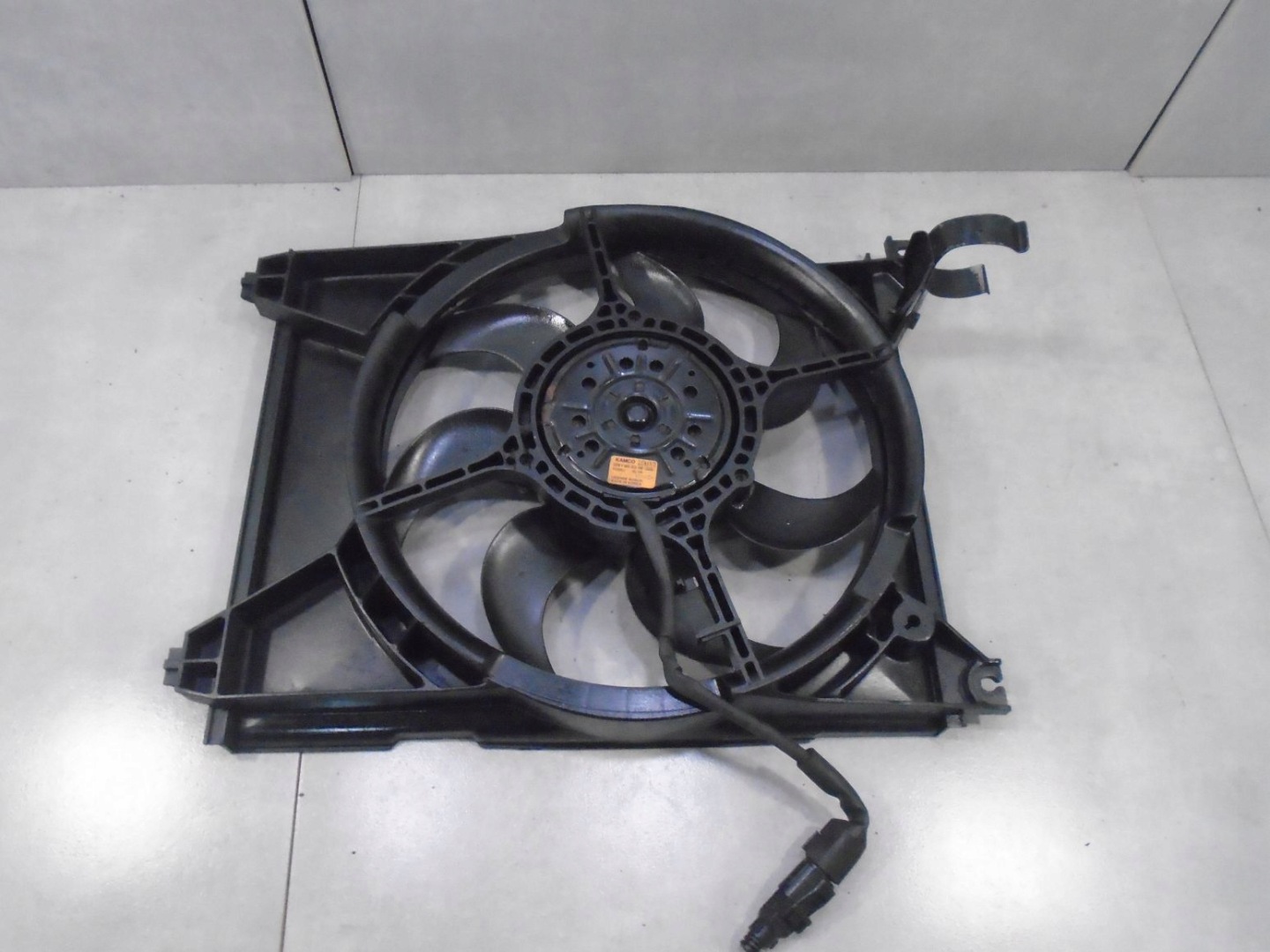 ventilátor chladiče HYUNDAI TRAJET 2.0 CRDI