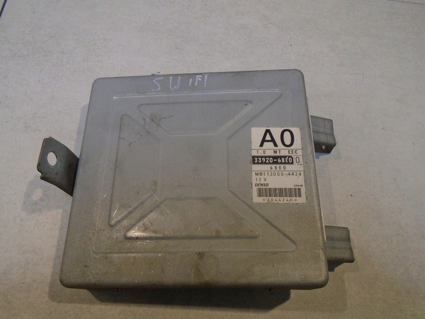 computer control unit SUZUKI SWIFT III 1.0 3392068E0