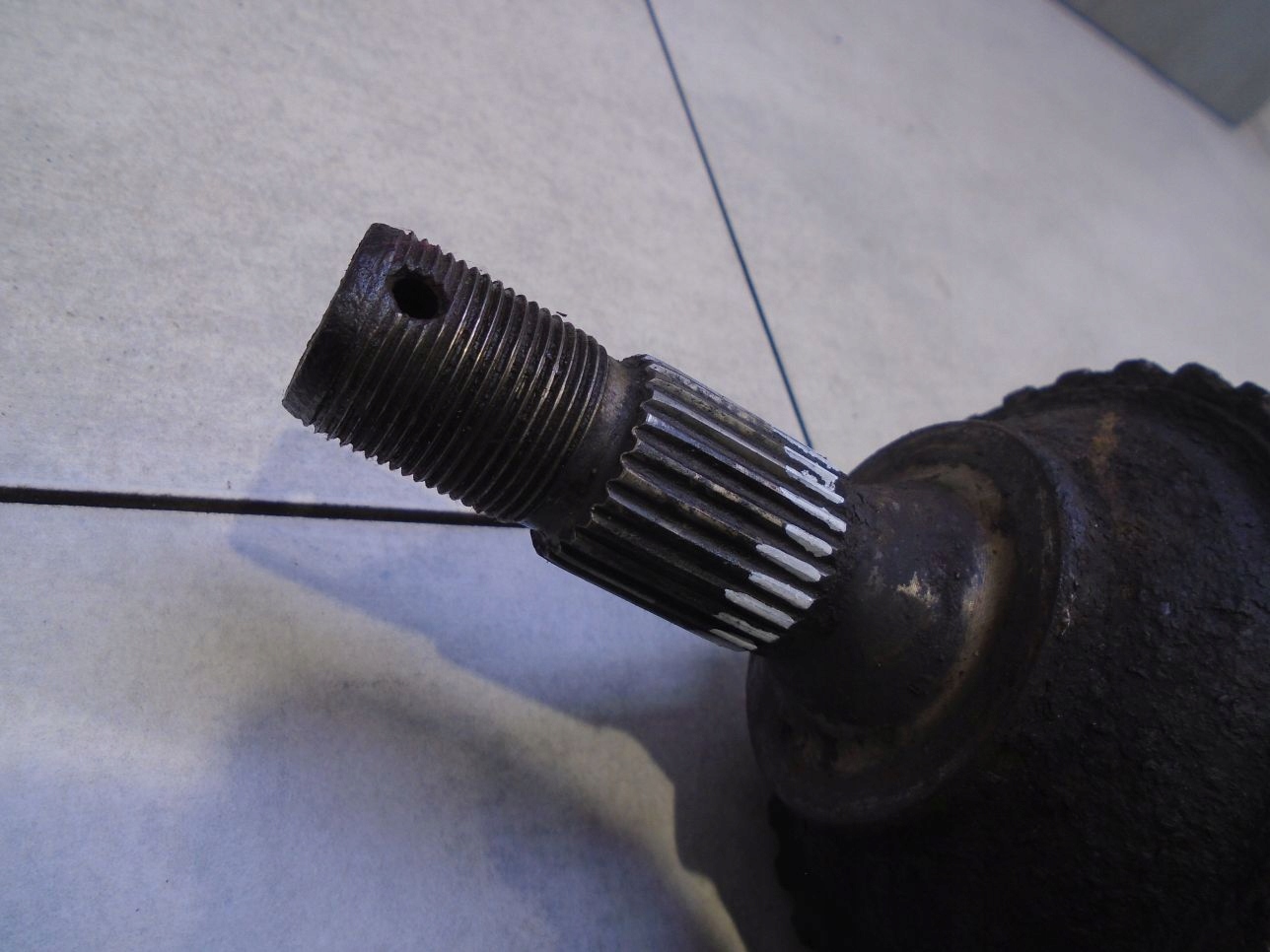 semi-axis left short. PEUGEOT 406 1.9 TD