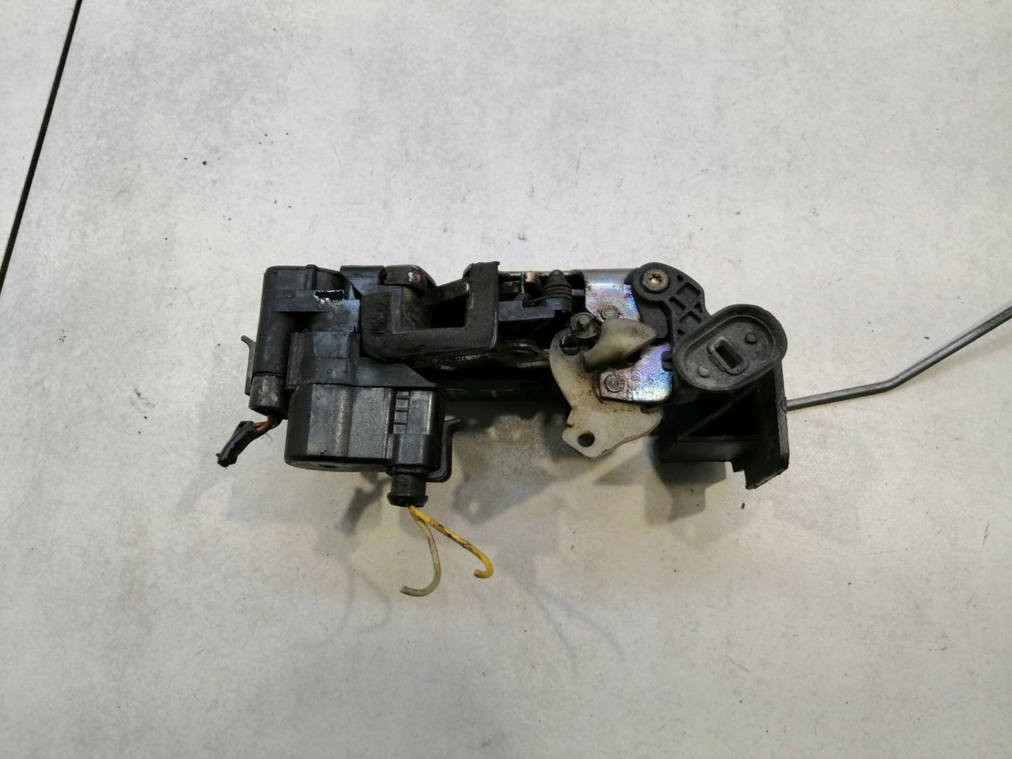 lock left right rear part ALFA ROMEO 156 and 1.9 JTD