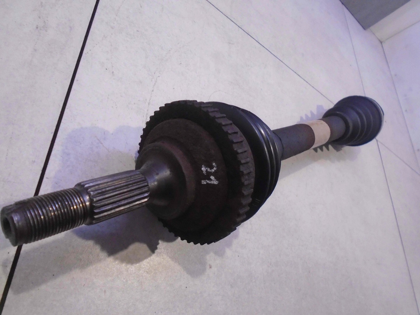 semi-axis left short. PEUGEOT 206 1.4 HDI