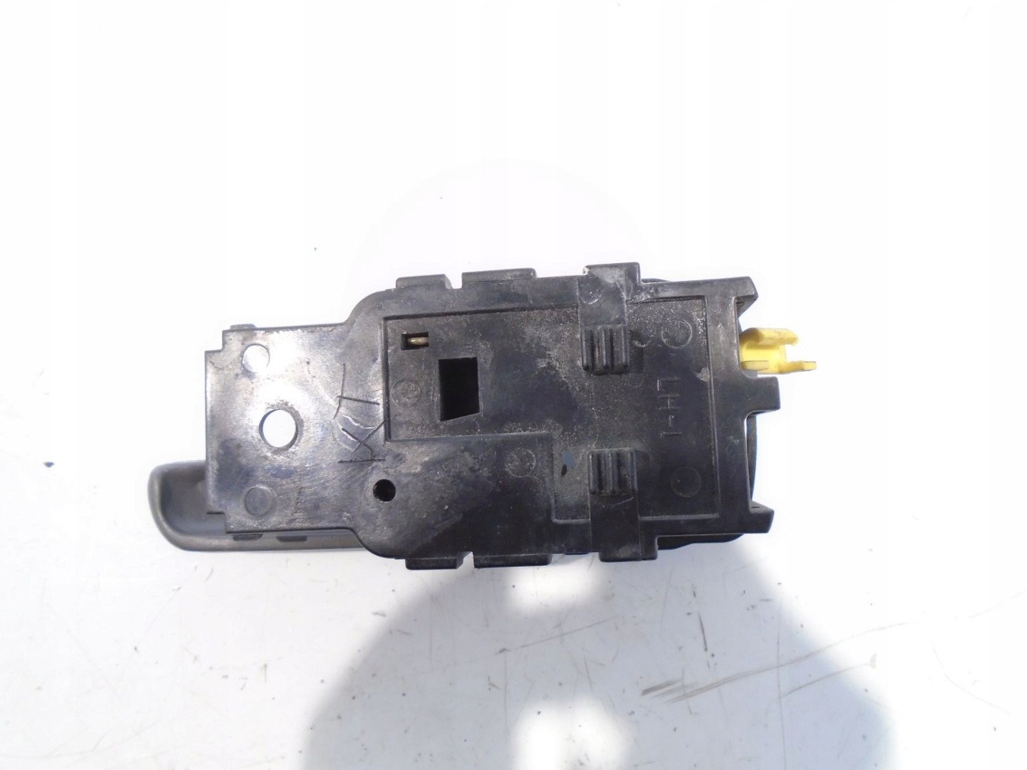 handle door inner left rear part FORD MAVERICK and