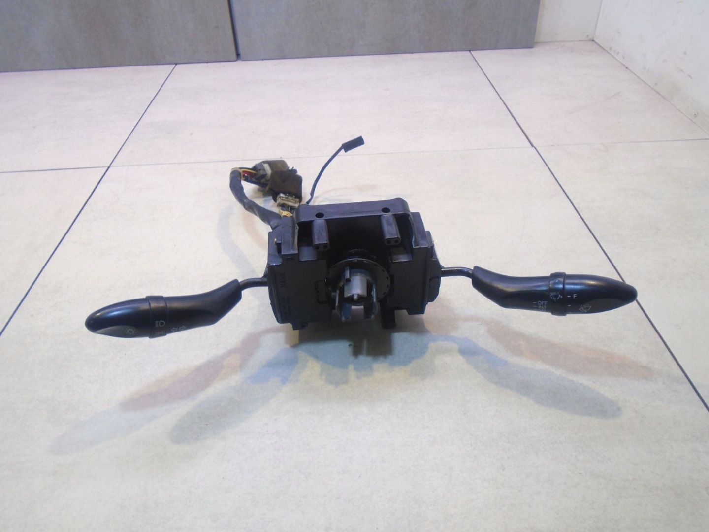 DEVIO LUCI TERGICRISTALLO TERGI HYUNDAI COUPE e 93400-27100