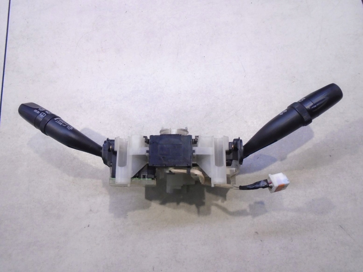 DEVIO LUCI TERGICRISTALLO TERGI MAZDA 6 e GY GJ5M 17D318