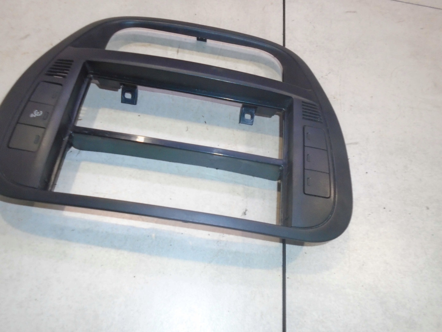 Châssis Console CITROEN C3 1.1 9653074277