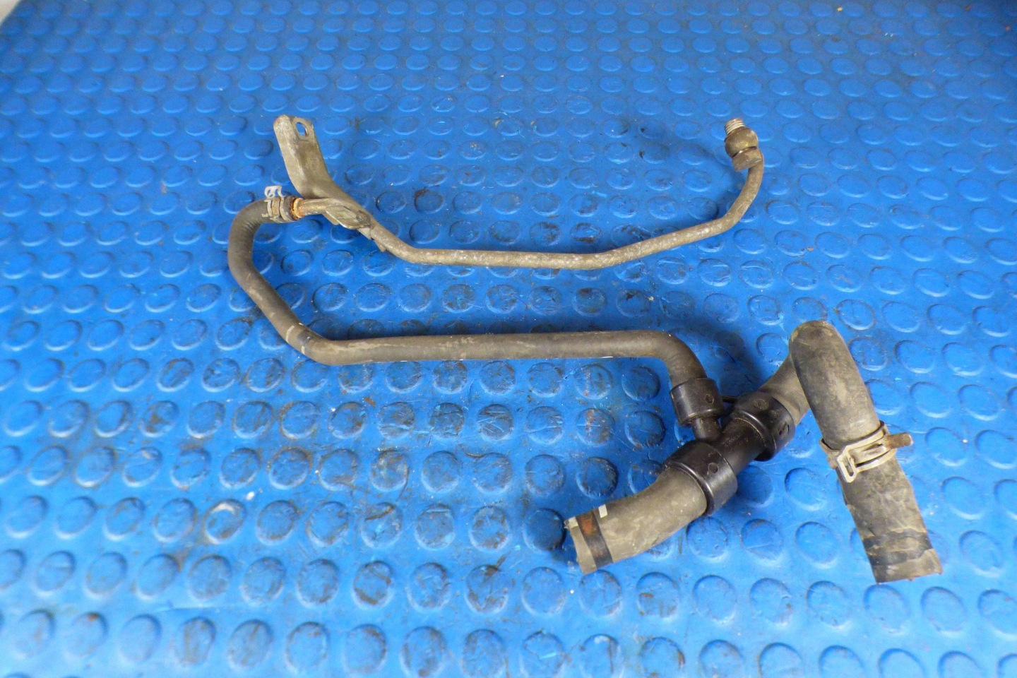 hadice vody BG91-18C266BA originál st.velmi dobrý stav Ford Mondeo MK4 1.6 Ecoboost