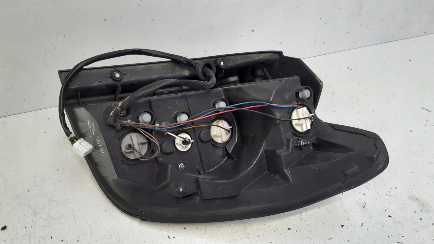 light left rear part europa Chevrolet Captiva