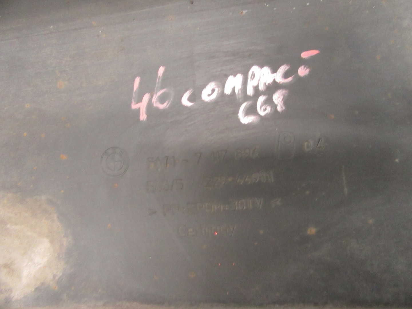 moulding threshold cap right BMW e46 COMPACT SCHWARZ II 2 668
