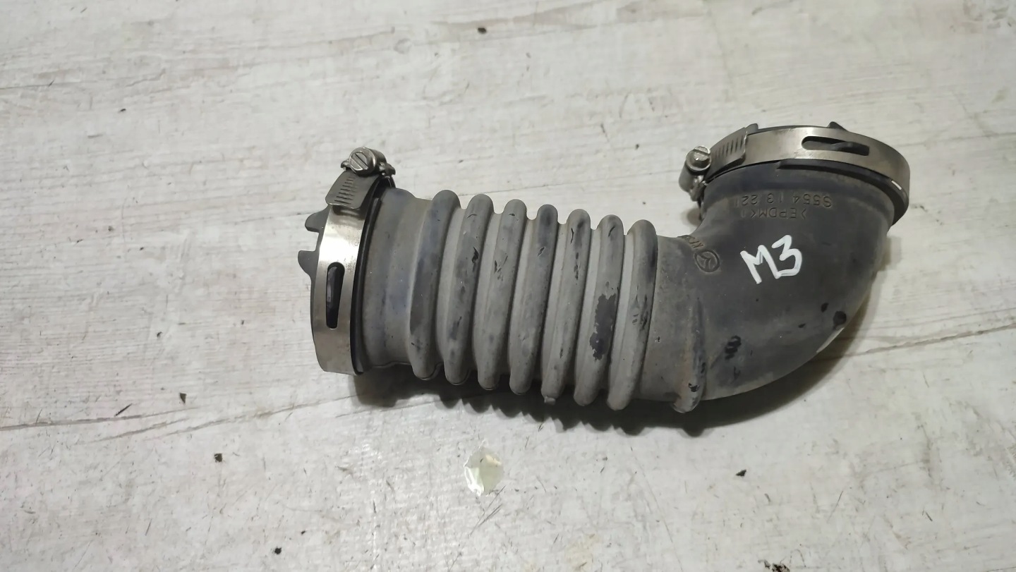 Mazda 3 III BM 17r 1.5d Schlauch luft rohr intercooler