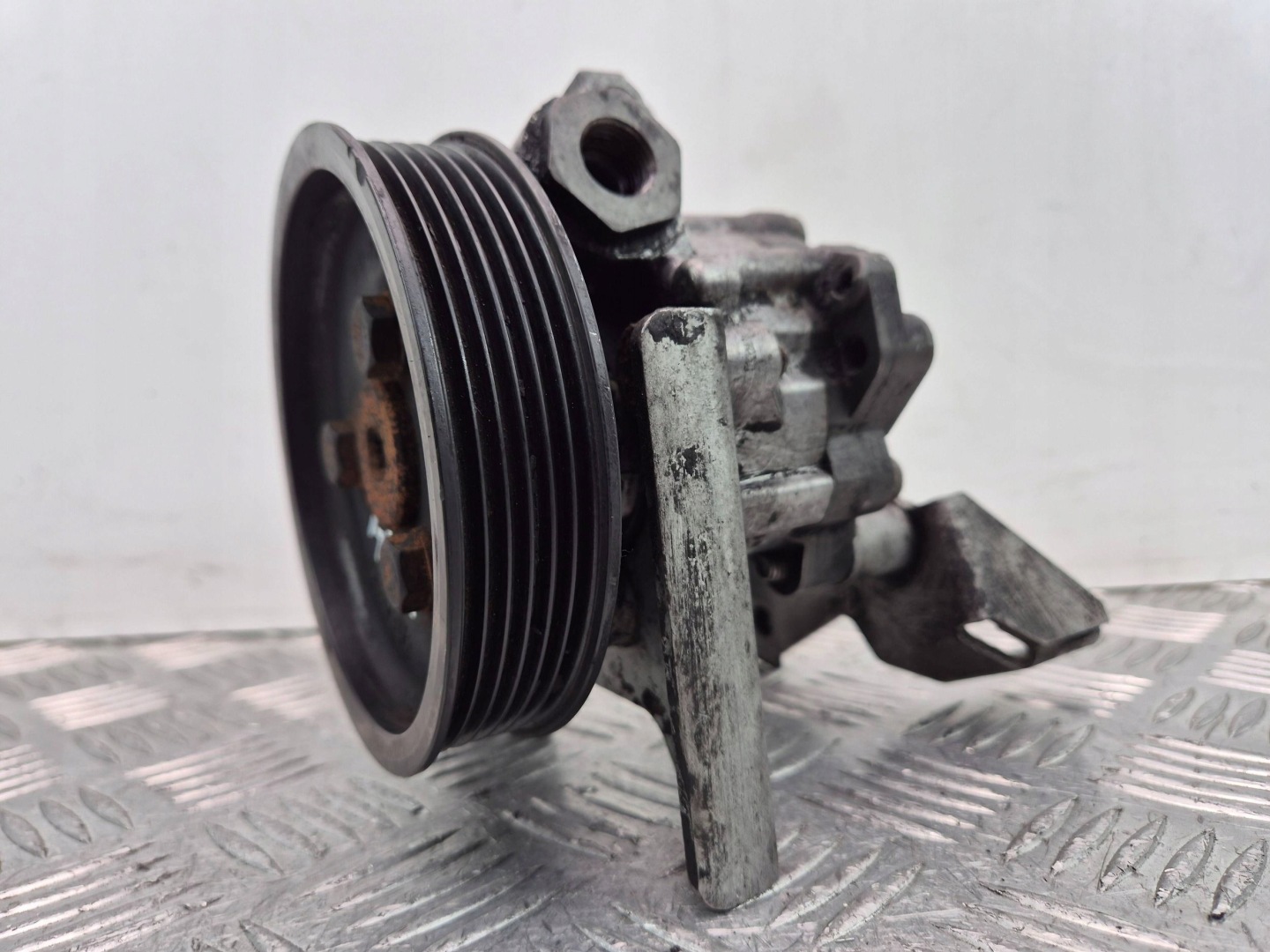 BMW 7 E65 E66 730i Servopumpe 7696974