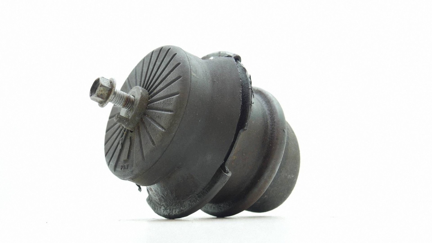 gearbox mounting right NISSAN GT-R R35