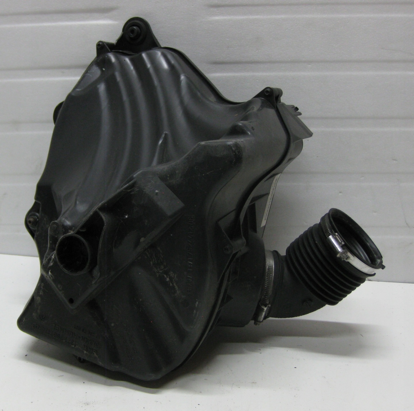 BMW E87 08R Gehäuse filter luft 7524412
