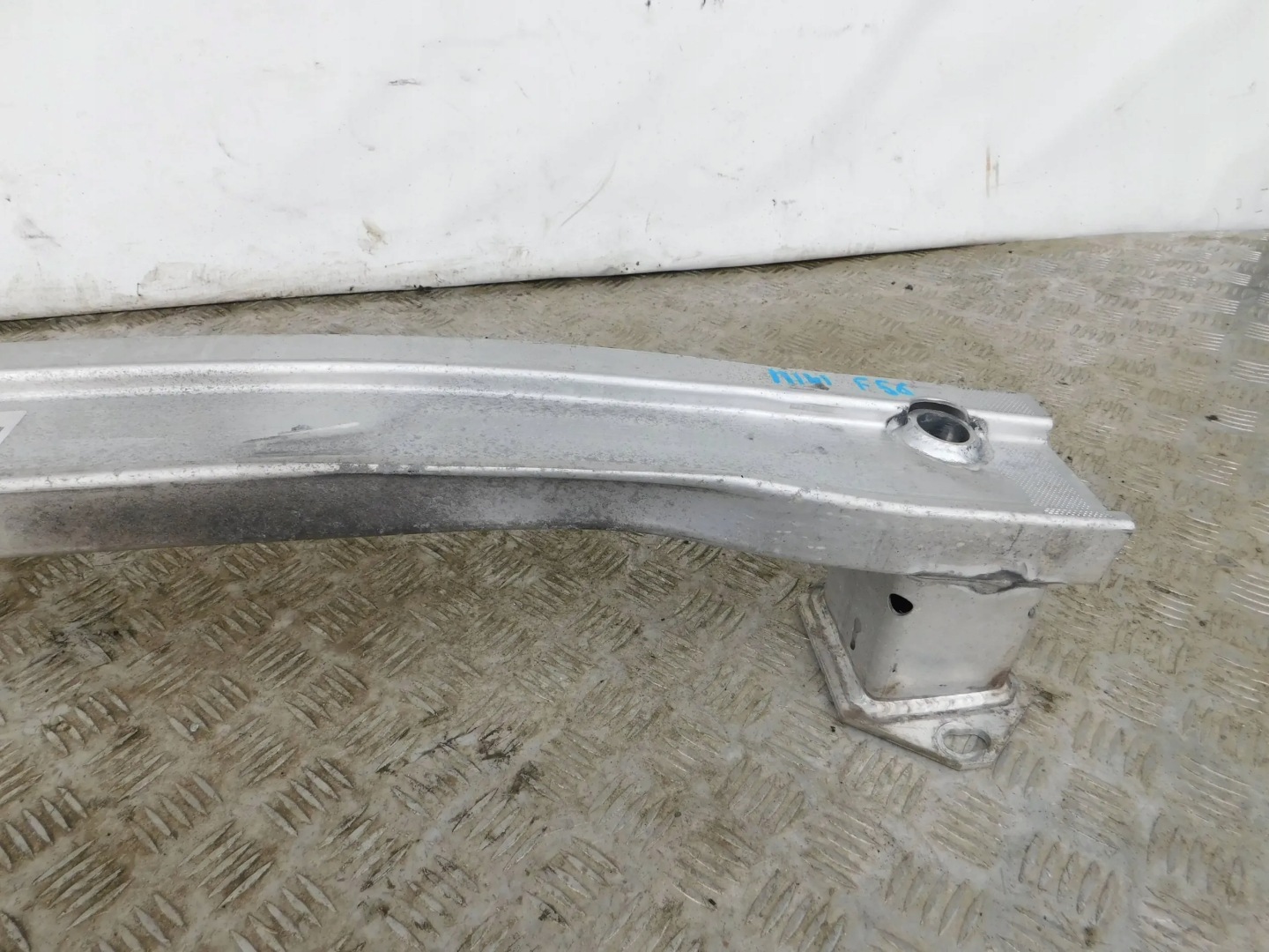 TRAVERSA PARAURTI POSTERIORE MINI COOPER F56