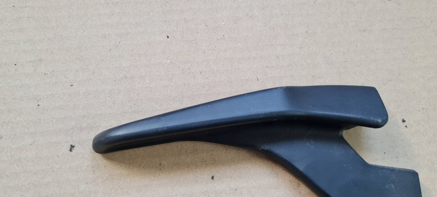 A4 B8 LIFT handle seat left left front SLINE 8T0881253 A5 8T
