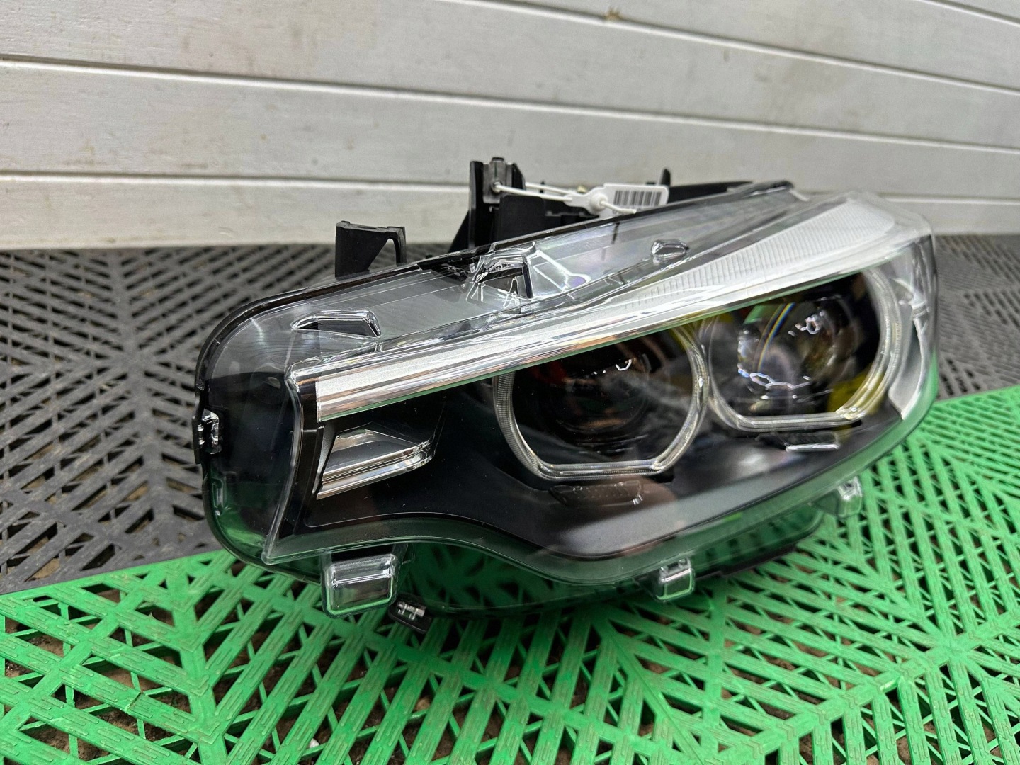 light front side left BMW 4 F32 F33 LCI 8738699