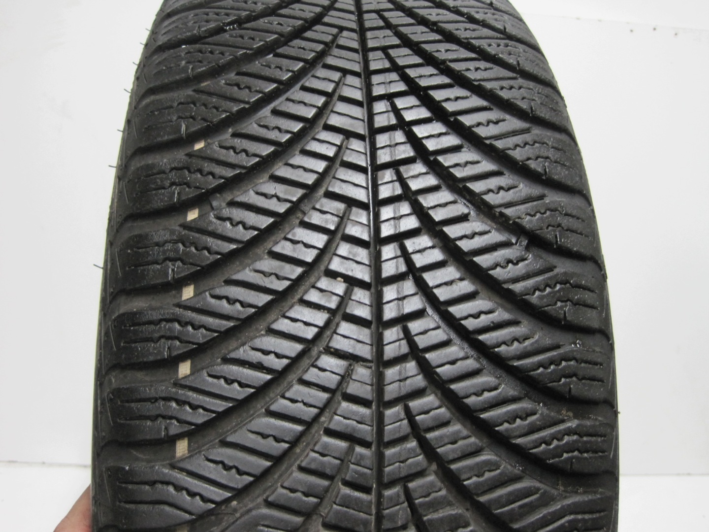 wheels discs tyres VW TAIGO 2G7 R17 M+S 7mm