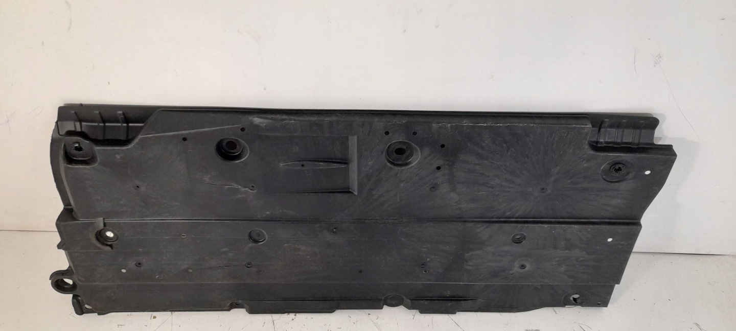 Toyota Corolla E21 Kombi cover chassis left 5816602170 (PL427)