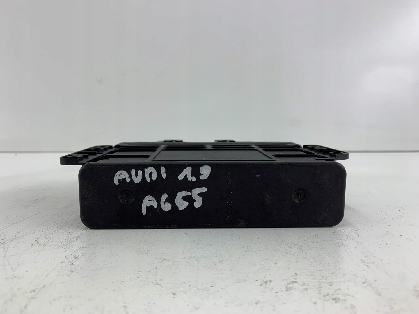 AUDI A6 C5 1.9 TDI unité de commande électronique uce module boîte de vitesses engrenage 01N927733EB