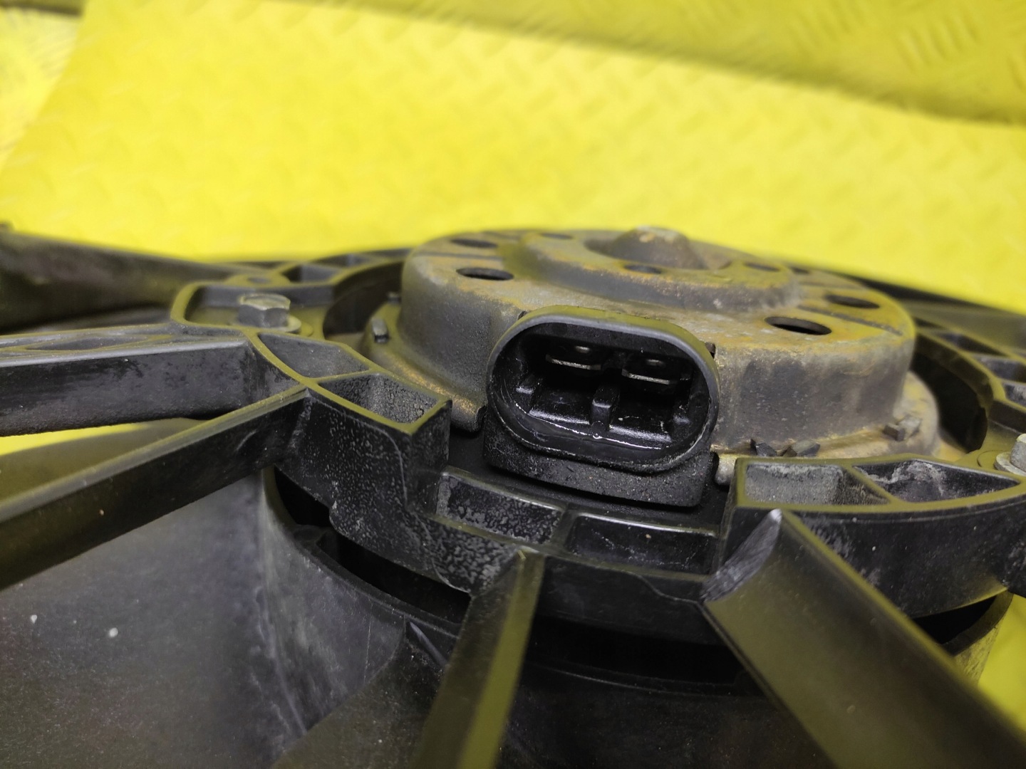 RENAULT CLIO II 1.9 D ventilátor chladiče